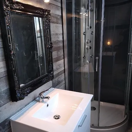 Et D'hotes Les Nuits De Gesnes 3*