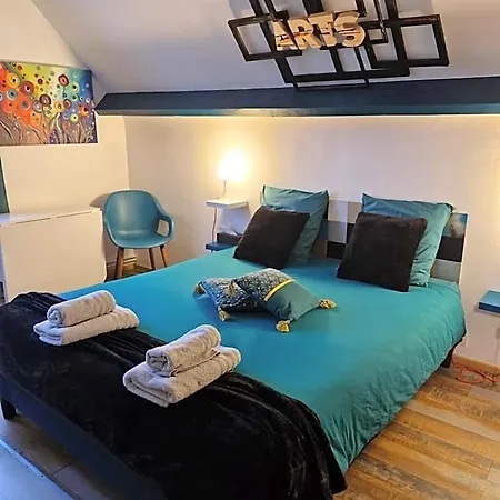 Et D'hotes Les Nuits De Gesnes Bed & Breakfast Saint-Germain-du-Corbeis