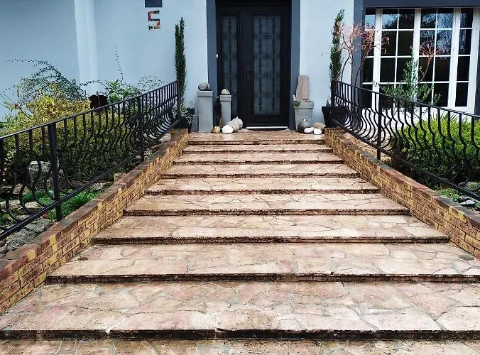 Bed & Breakfast Et D'hotes Les Nuits De Gesnes 3*